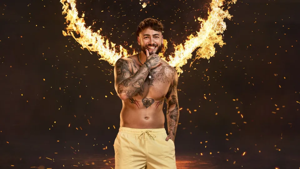 ‘Love Island’ Sam Taylor has a treat in his pants this Halloween