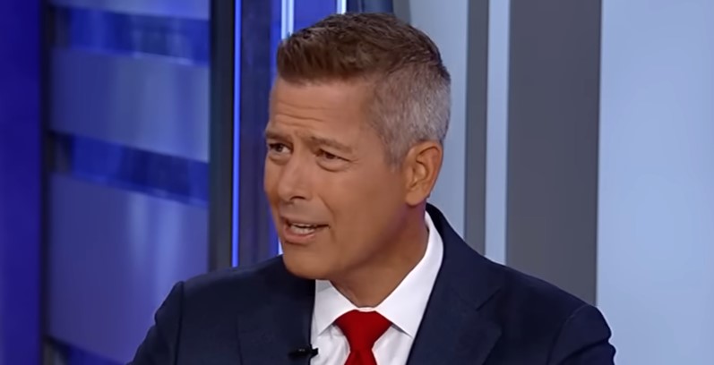 Trump Taps Fox Host Sean Duffy As Transportation Sec