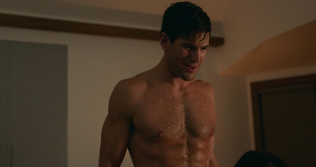 Austin Stowell strips off for his latest role (NSFW)