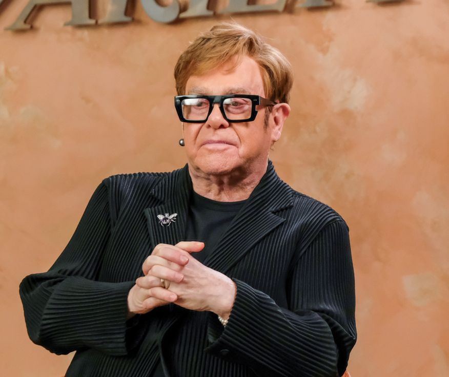 Elton John opens up about his shocking health diagnosis: “It kind of floored me”