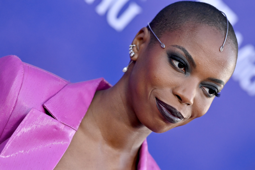 Actress Sasheer Zamata came out as a “late-in-life lesbian” after landing her biggest role yet