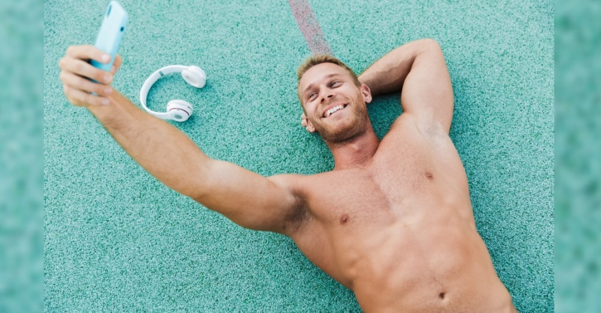 Gay guys on why they’re happy to share intimate photos with their faces showing